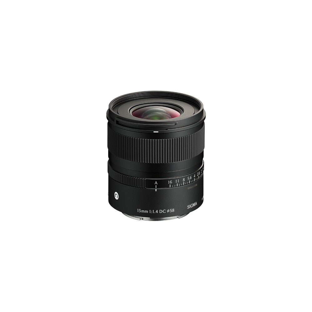 15mm F1.4 DC